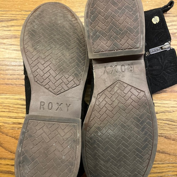 Roxy Rojas Suede Floral Embossed Boots Black Size 7.5 - Picture 9 of 9